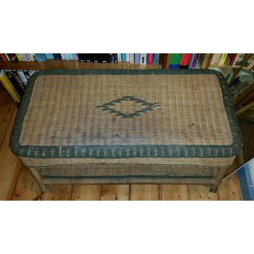 Old wicker table - garden / upcycling project - lovely detail. IN NEED OF SOME TLC