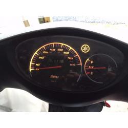 2011 Yamaha vity 125, white, motd til July 2017, box & screen, excellent confition. Garaged