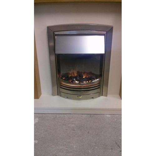Oak veneer fireplace with dimplex adagio electric fire