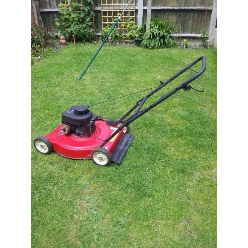 Briggs & stratton motor mower