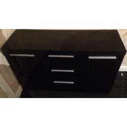 Black gloss cabinet