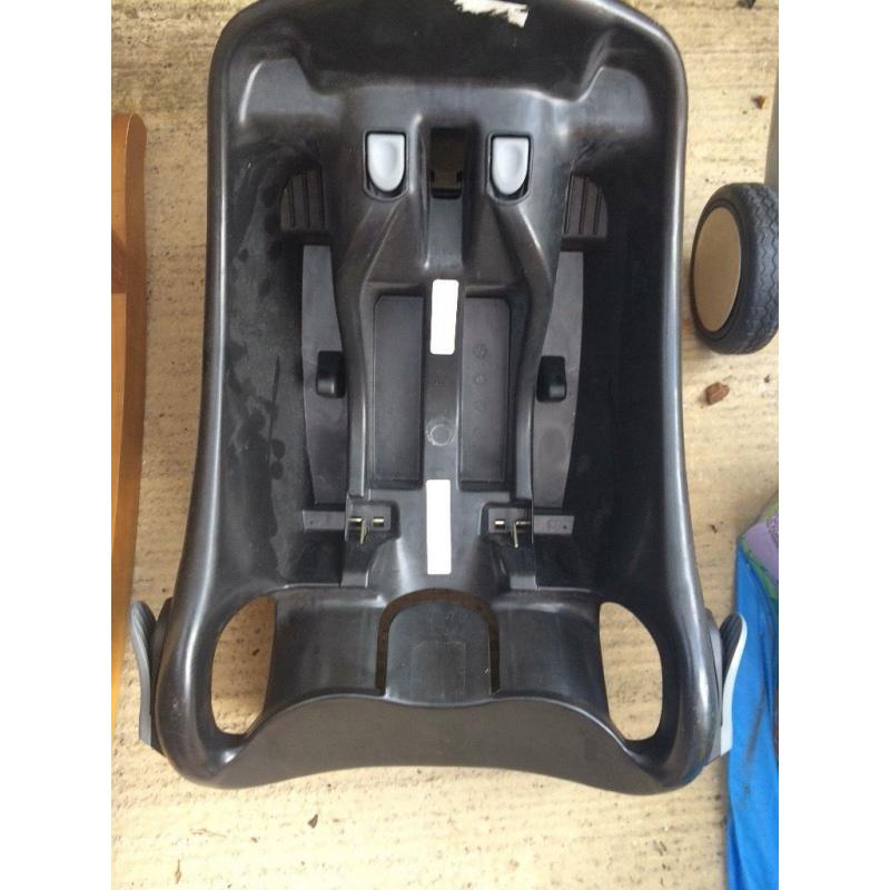 Car seat and base