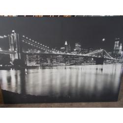 Large b+w landscape picture