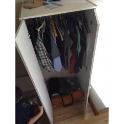 Wardrobe and chest drawers