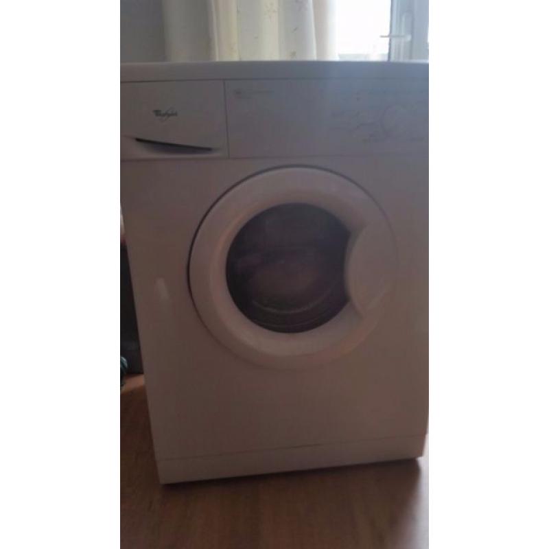 Whirlpool 6kg 1200 spin wash machine