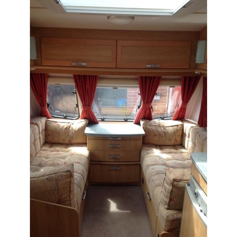Lunar quasar EB 2008 4 berth fixed bed brand-new carpet