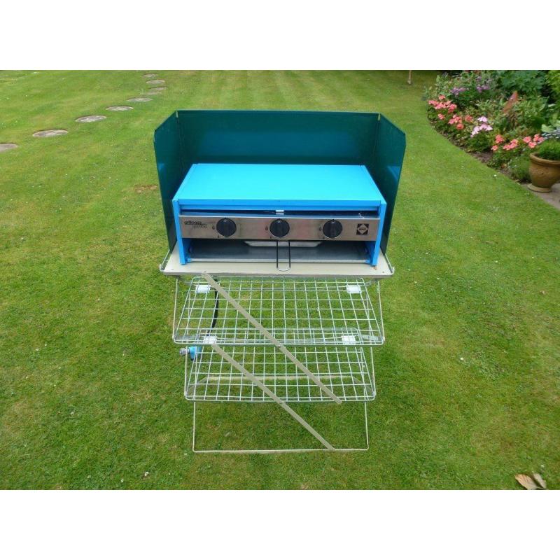 CAMPING GAZ (2 BURNER + GRILL) WITH STAND AND WIND BREAK