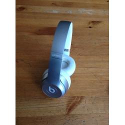 Beats solo 2 wireless Silver