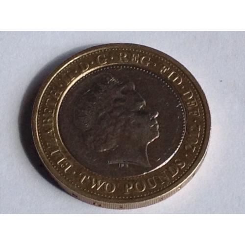 Rare: 2012 Charles Dickens Two Pound Coin with Minting Error. Ideal for collectors