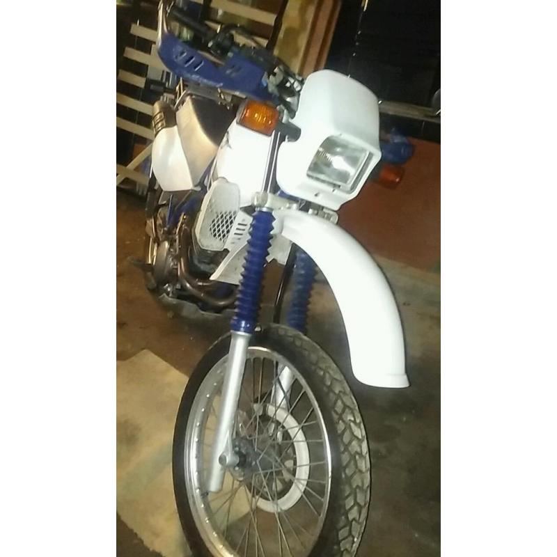 YAMAHA XT350