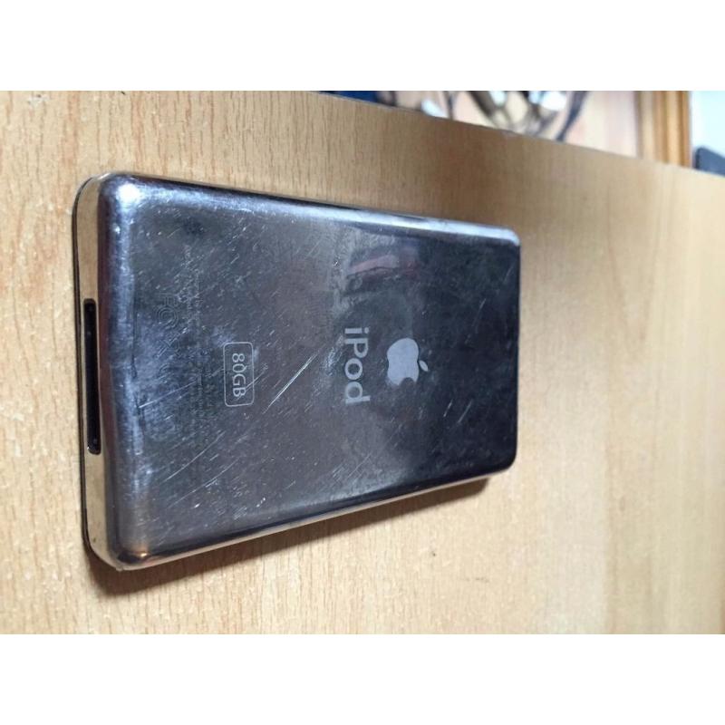 Ipod classic 80GB black, quick sale needed!