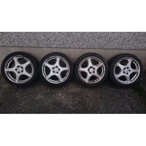 Four 18 x 8J Alloy wheels