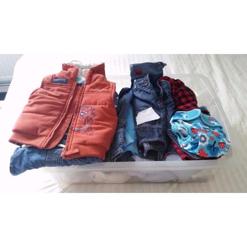 bundle of boys clothes 0-3 months