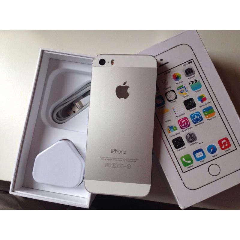 iPhone 5s 32gb ( unlocked) any network