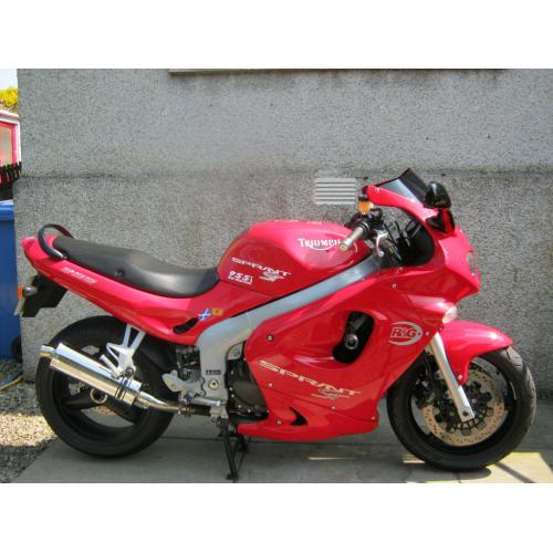 Triumph Sprint 955 ST Excellent all round bike,,must go nead the room