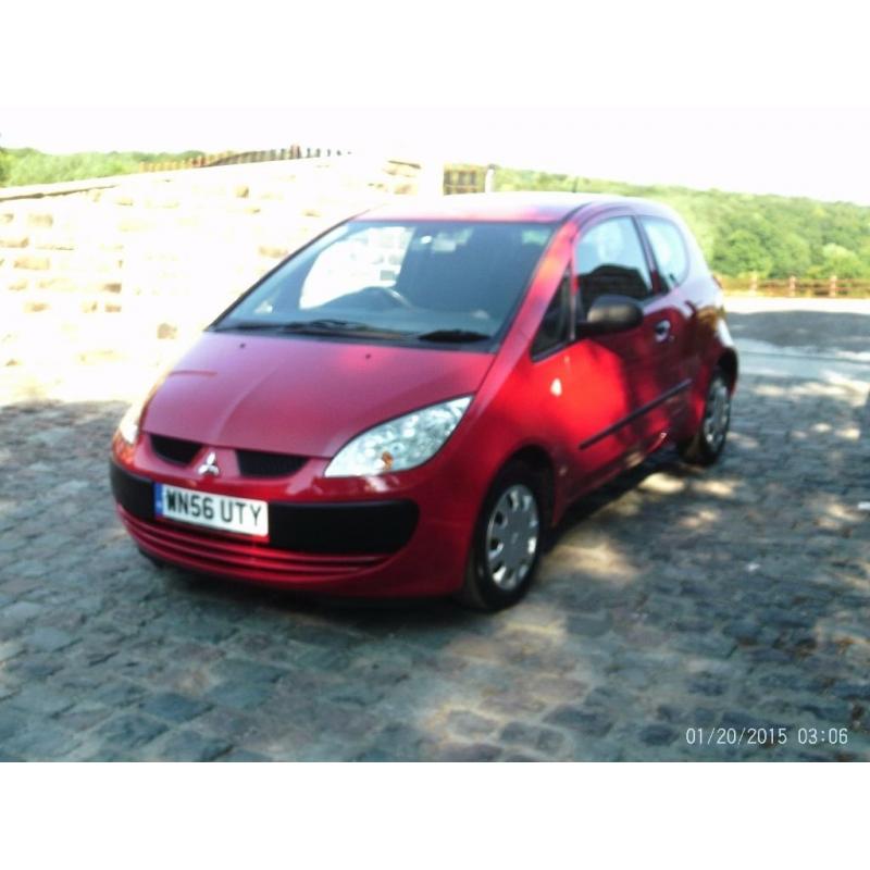 Mitsubishi Colt CZi In Red. 2006 56 reg With Service History