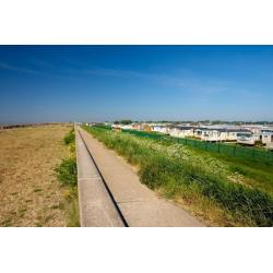 Static Caravan Clacton-on-Sea Essex 3 Bedrooms 8 Berth Cosalt Rimini Super 1999