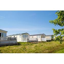 Static Caravan Clacton-on-Sea Essex 3 Bedrooms 8 Berth Cosalt Rimini Super 1999