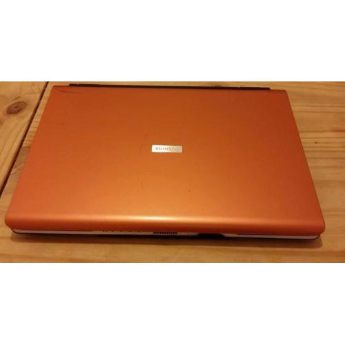 TOSHIBA SATELLITE P100-160 LAPTOP