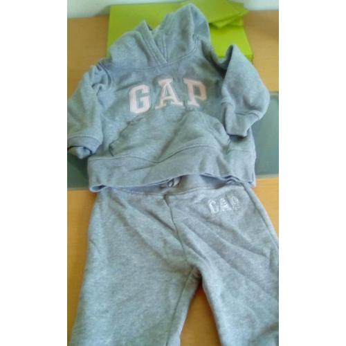 Baby gap grey tracksuit age 6-12 mths