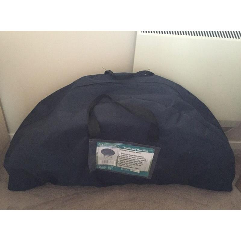 Free moon chair