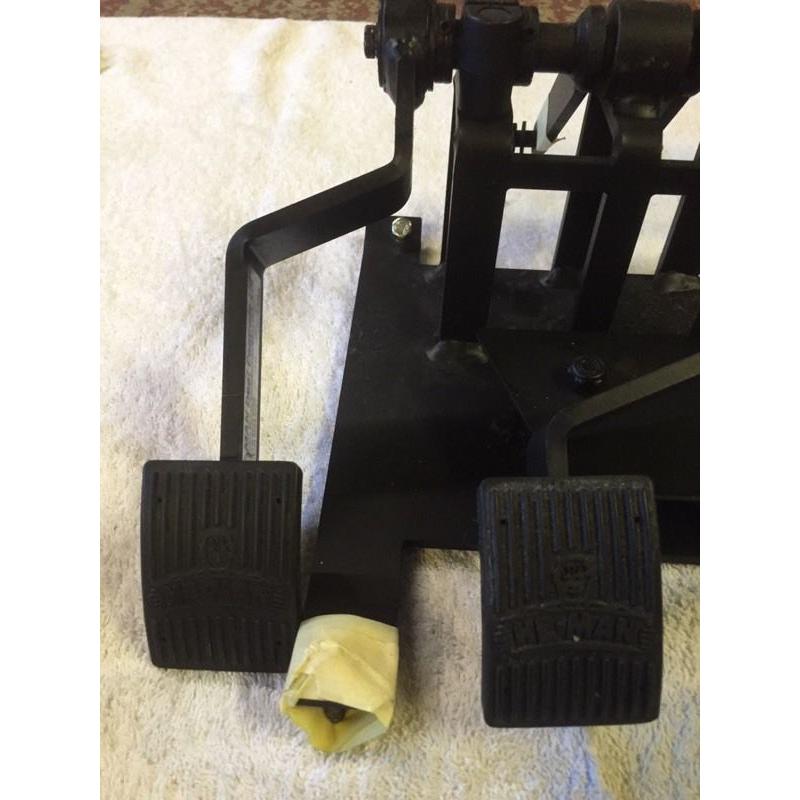 Duel controls for Vauxhall Corsa D 2006-2014