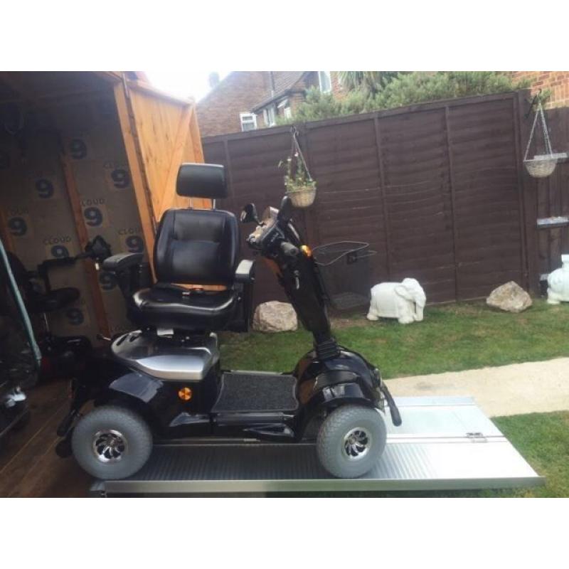 DRIVE MEDICAL MOBILITY SCOOTER - 25 STONE CAPACITY - 8MPH - ROAD LEGAL