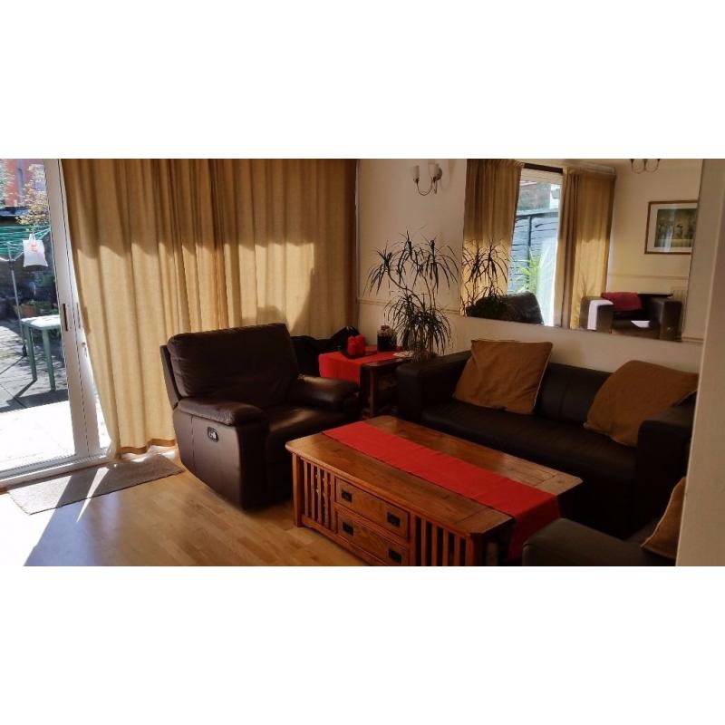 DOUBLE Room near Kennington Tube Station - Spacious and Quiet - Bills Included