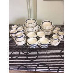 80 piece crockery set