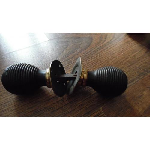 WANTED PERIOD FIXTURES AND FITTINGS DOOR HANDLES / KNOBS AND ALL OLD DOOR FURNITURE PRE 1950s