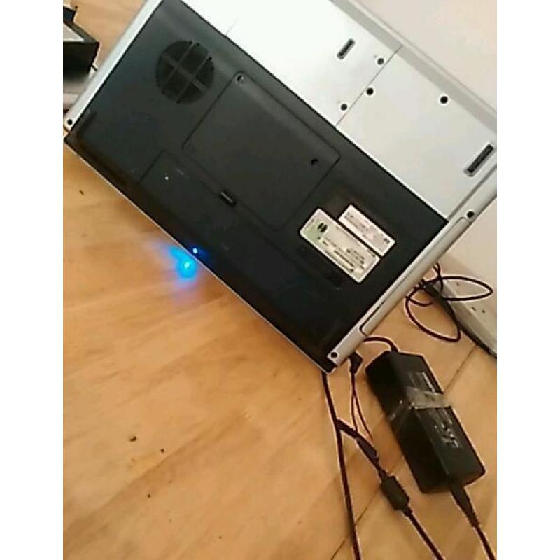 HP Inspiron dv5000 2GB coercion Intel Core 60 GB SATA DVD combi Wi-Fi Internet ready