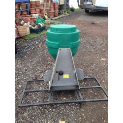 feed spinner ATV +