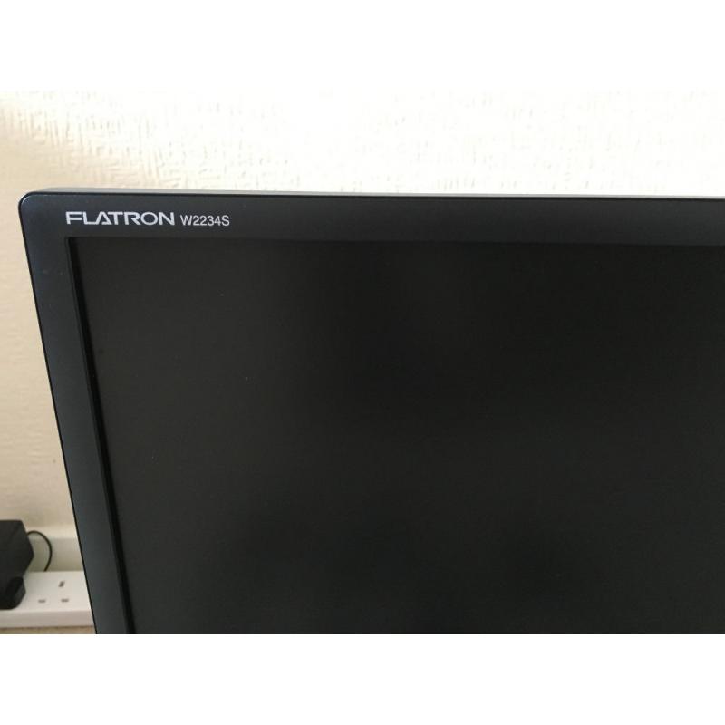 LG Flatron W2234S 22" Widescreen LCD Monitor
