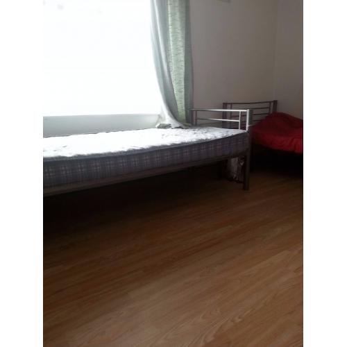 Cheapest rooms London no deposit