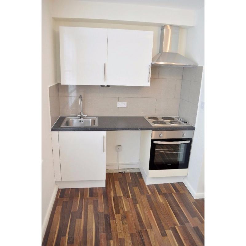 Studio flat to rent in the vibrant area of Stoke Newington - DSS welcome!!