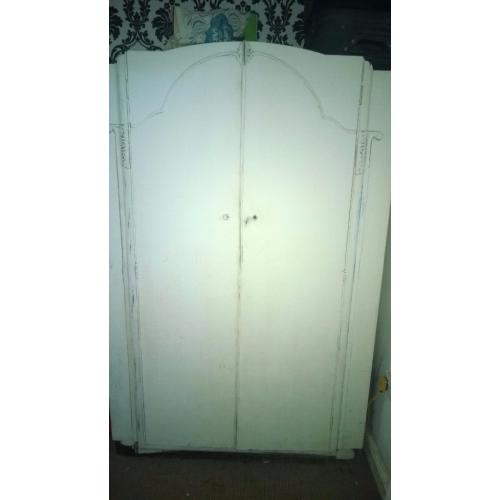 Shabby Chic Style Wardrobe