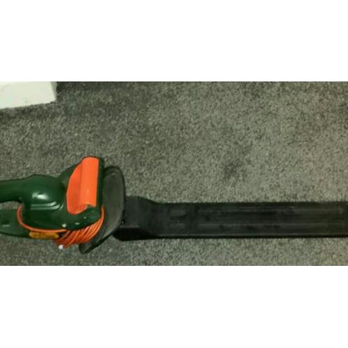Hedge cutter