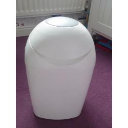 Tommee Tippee Sangenic Nappy Tub and Cassettes