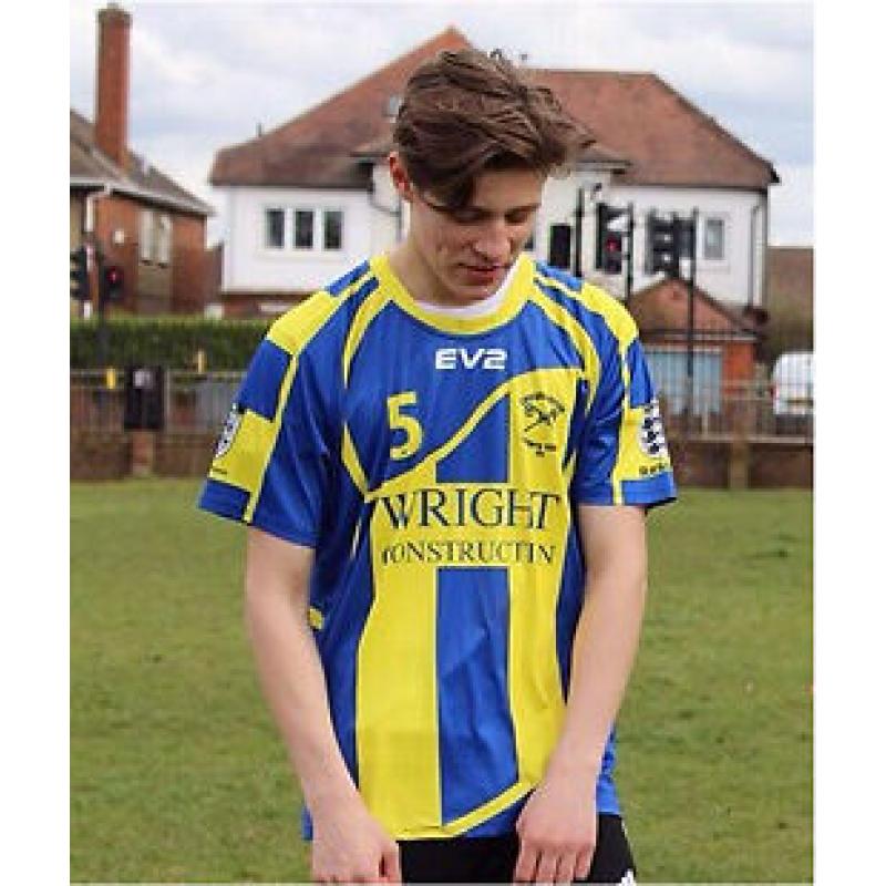 Footballers wanted Under 17's