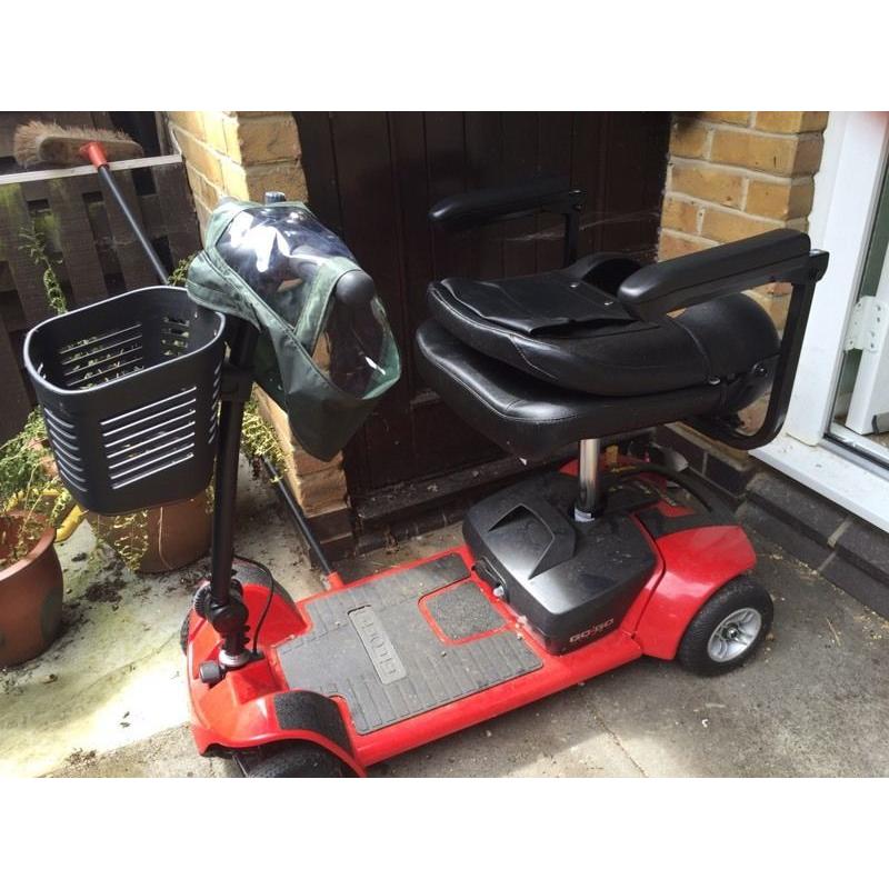 Mobility scooter