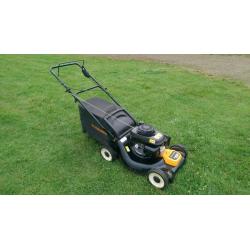 Petrol lawnmower Honda