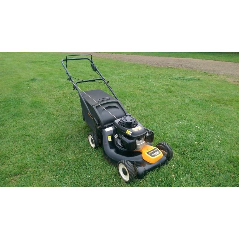 Petrol lawnmower Honda