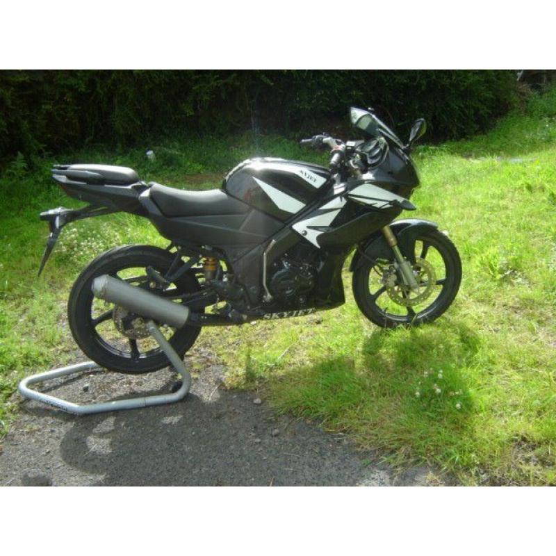 125 bike