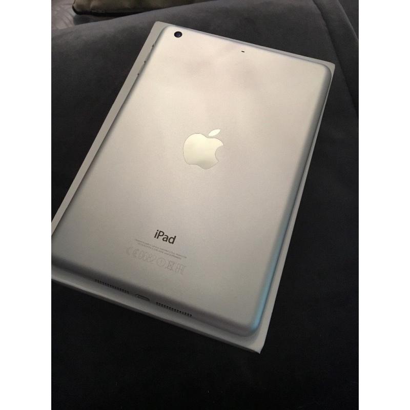 iPad mini 3 - wifi 16GB silver