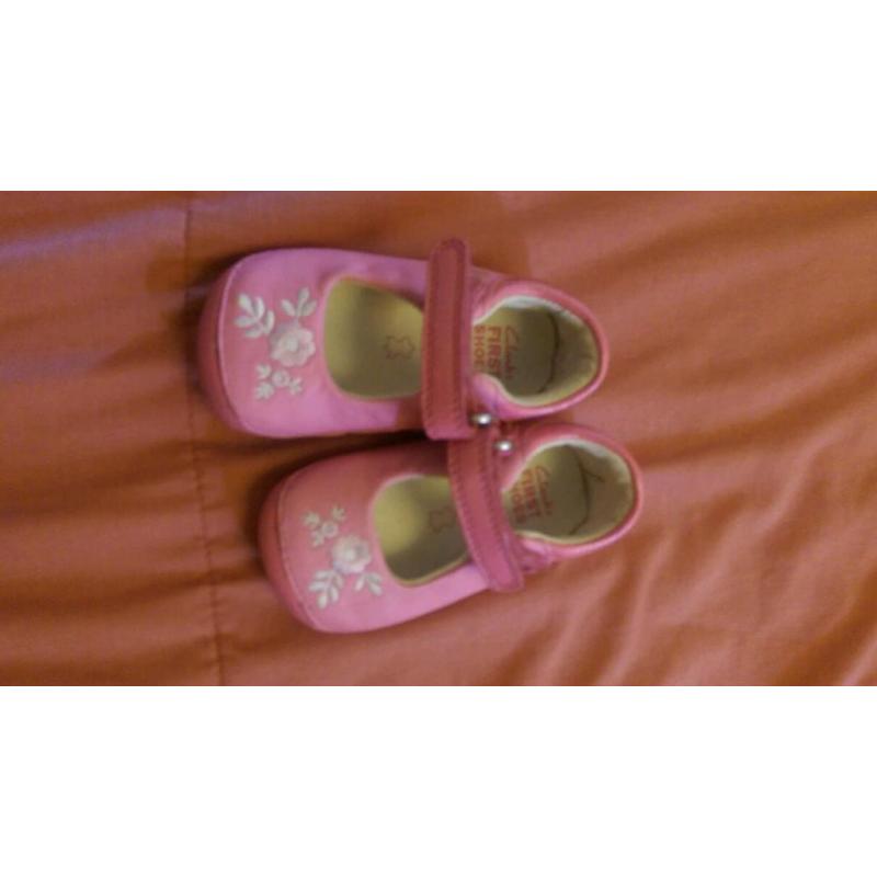 Girls clanks shoes