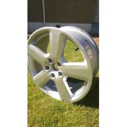 Audi 18" s-line alloy