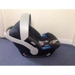Cybex Aton car seat and isofix base