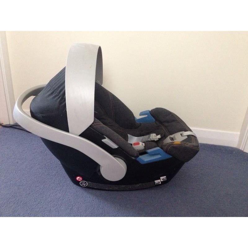 Cybex Aton car seat and isofix base