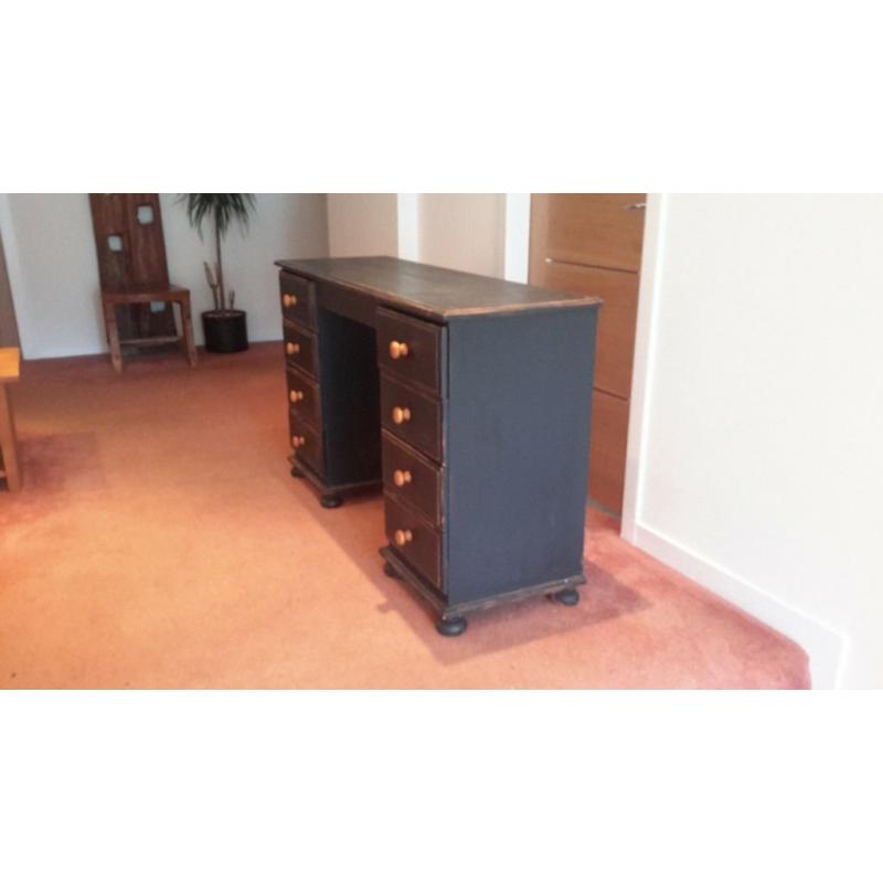 Distressed solid pine dressing table in black
