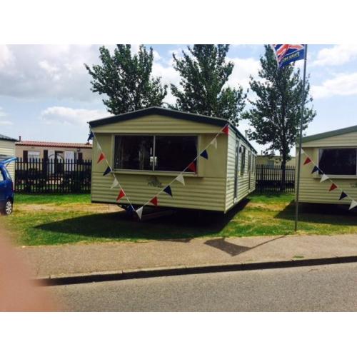 Static Caravan Nr Clacton-on-Sea Essex 3 Bedrooms 8 Berth Atlas Mirage Super